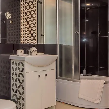 Apartment Easy Rent - Loft, Centrum 24h Check-in *